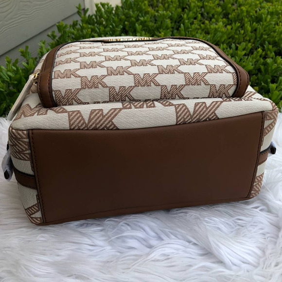 New Michael Kors Jaycee Medium Logo Zip Pocket Backpack - Picture 5 of 9